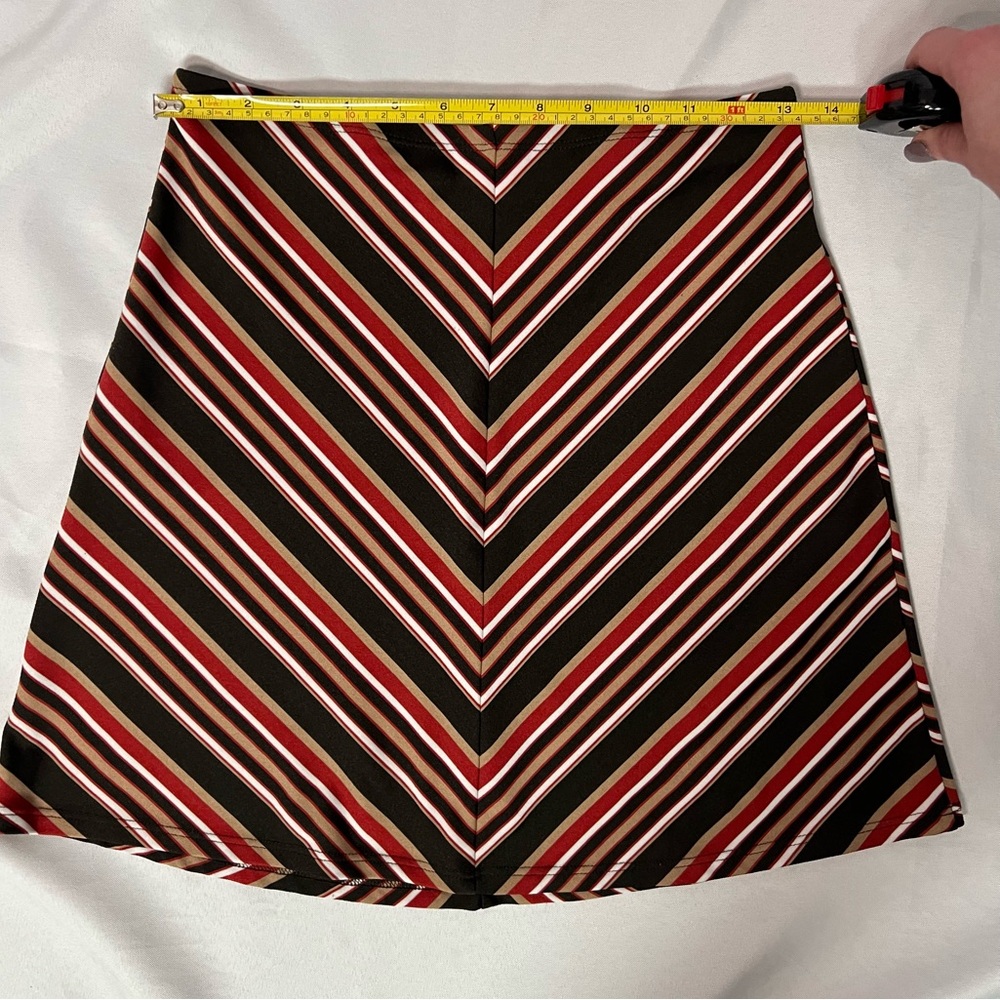 Hot Kiss Vintage Brown, Tan, Red and White Retro Chevron Striped Skirt - Medium - Picture 6 of 9